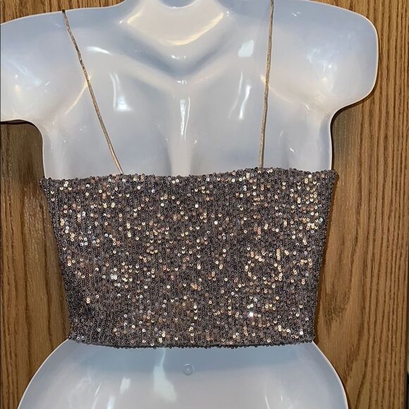 By Together Silver Sequin Sleeveless Camisole - Picture 2 of 4